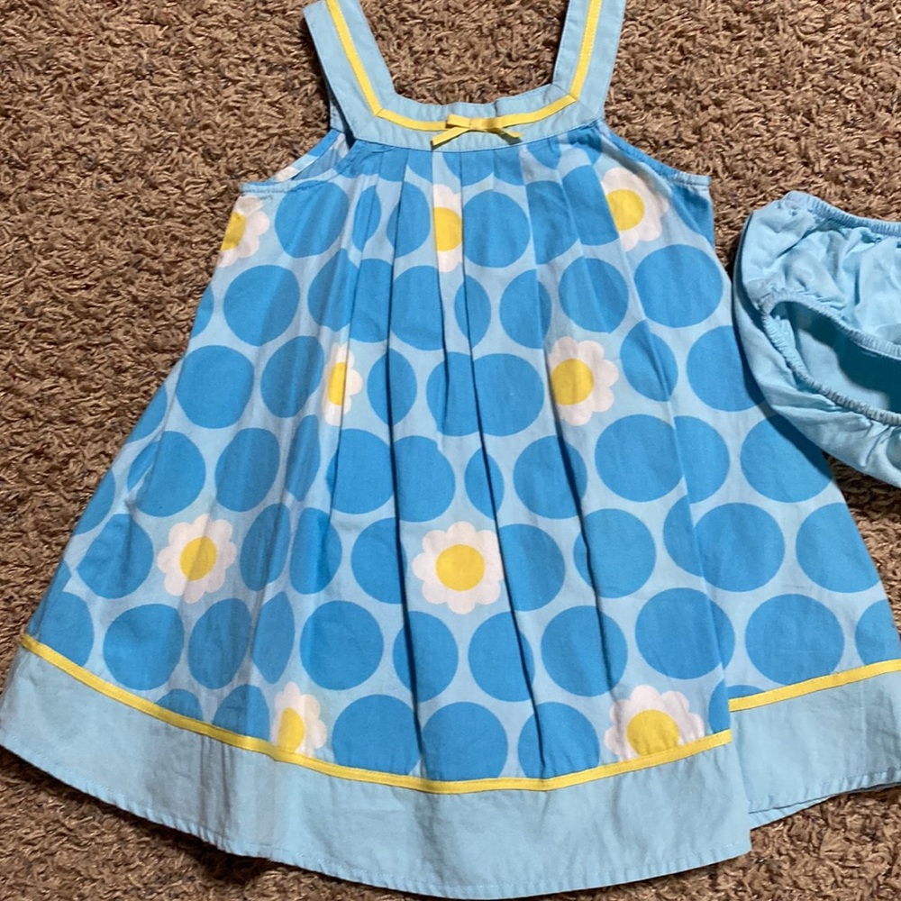 Little girls dress - Picture 2 of 7
